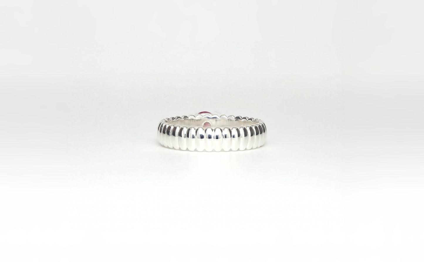 Elipse Ring w/ Grossular Garnet