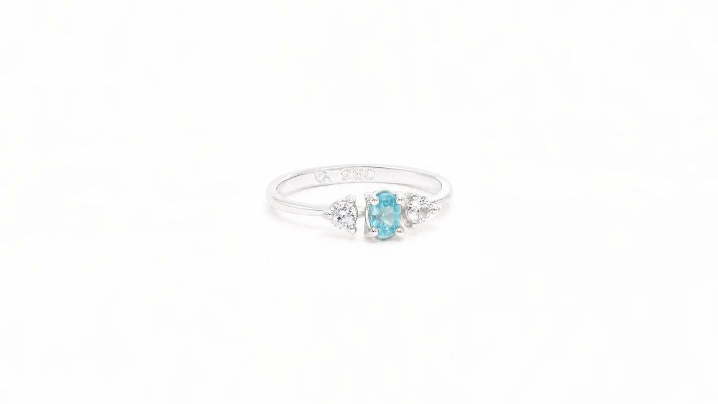 Trilogie | Edelschmuck aus Silber 925 mit blauer Zirkon oval Schliff aus Kambodscha (0,35 ct) - Bild 1 von Lulu Amani