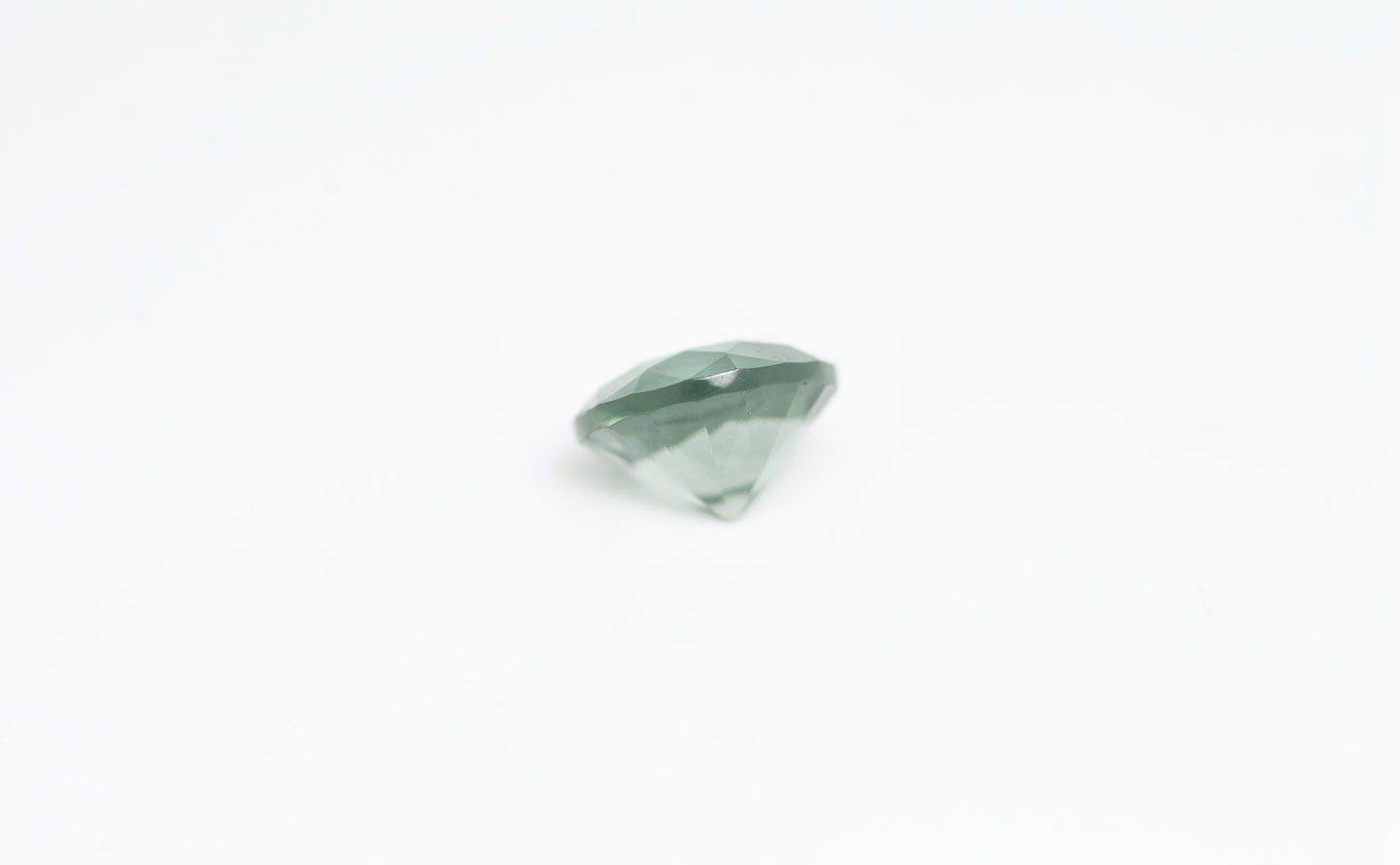 Lagoon grüner Beryll 0,7 ct