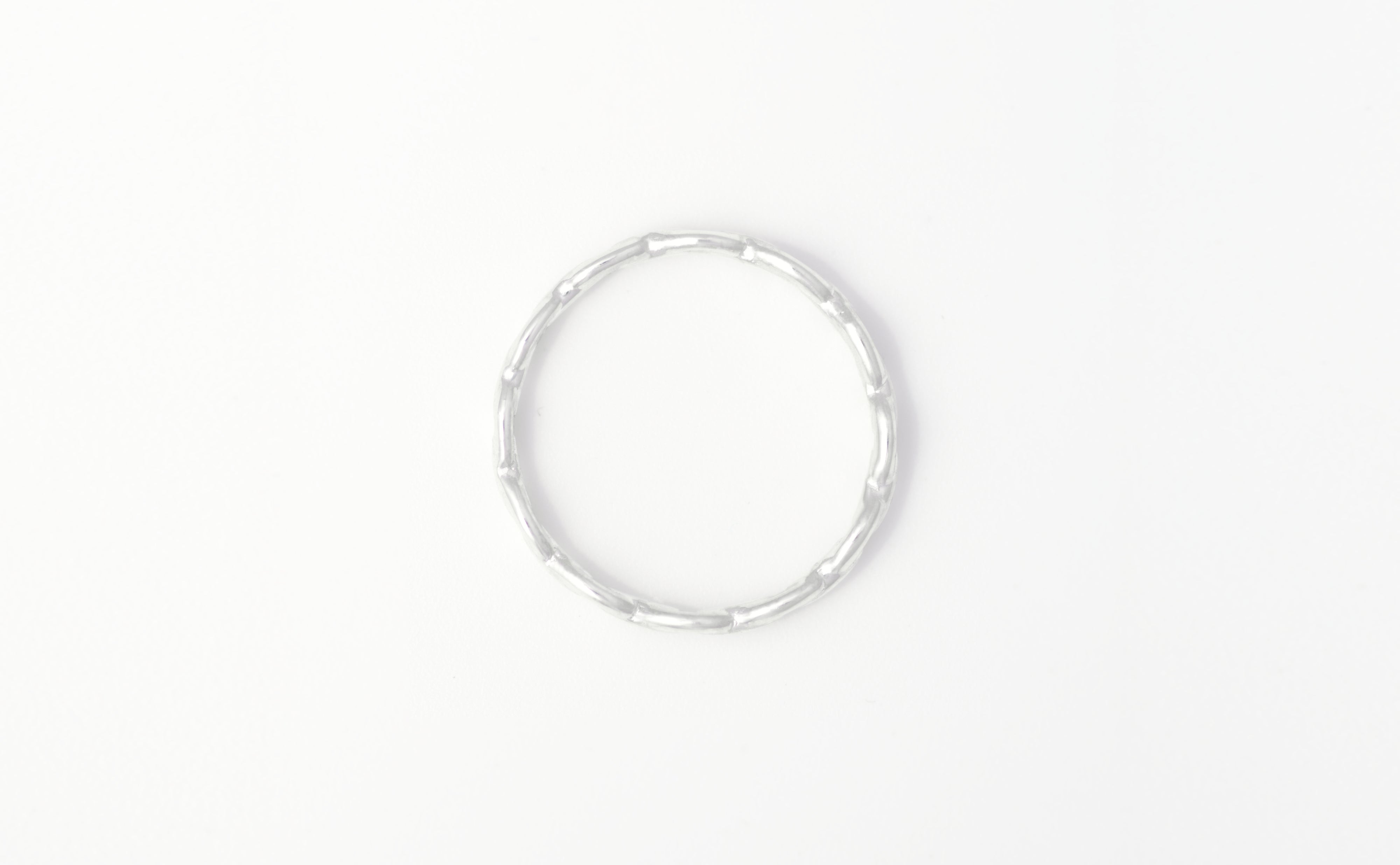 Chain oval thin