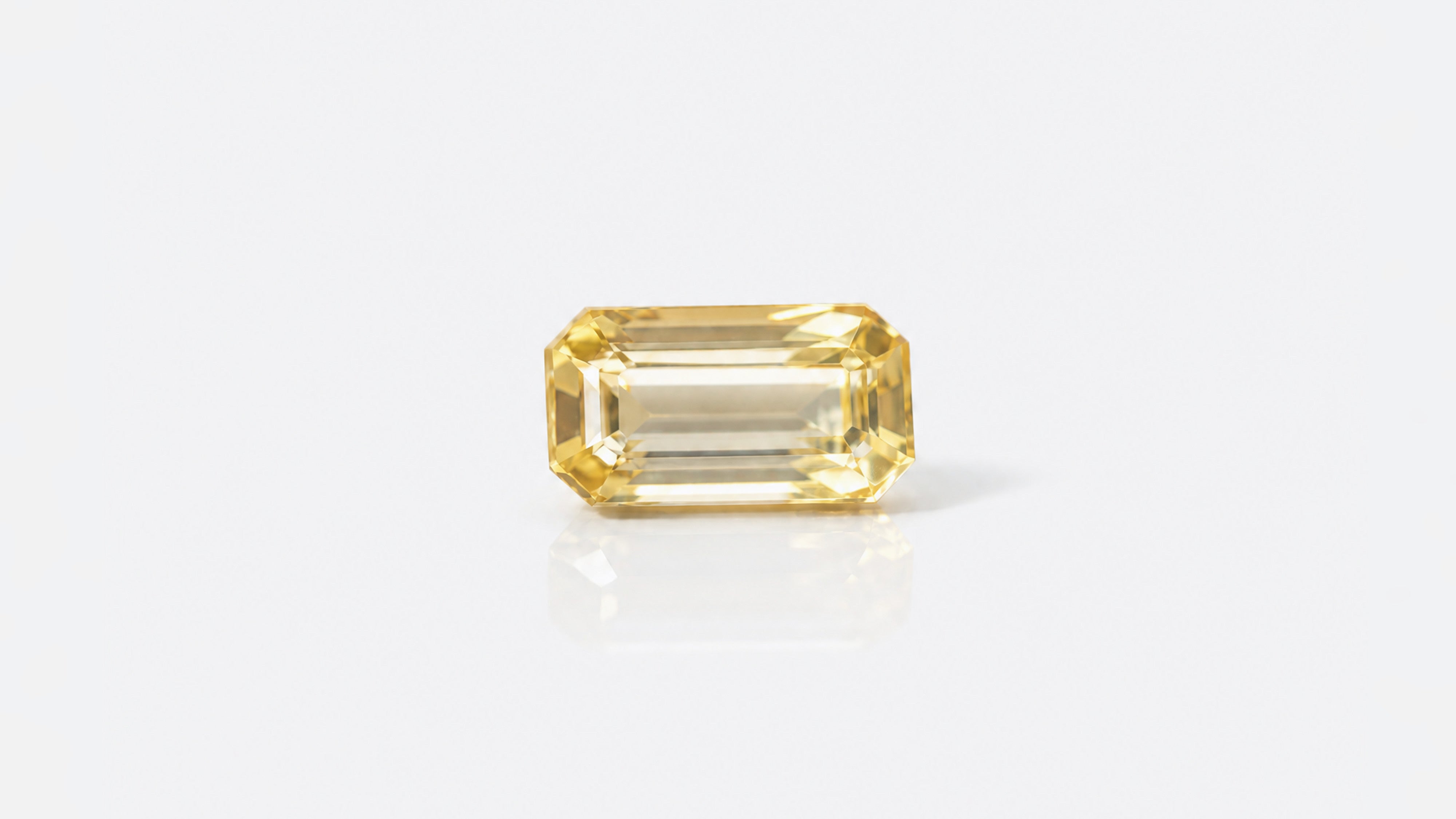 Ascend | Ring aus Sterling silver mit Saphir oktagon Schliff aus Madagaskar (0,32 ct) - Bild 3 von Lulu Amani