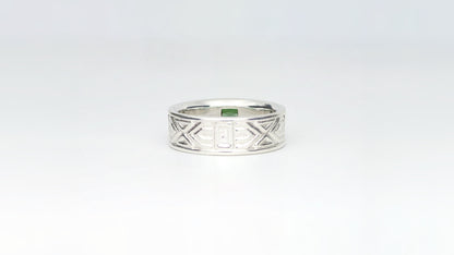 Pattern band | Ring aus Silber 925 mit Turmalin grün scisscor Schliff aus Mosambik (0,74 ct) - Bild 3 von Lulu Amani