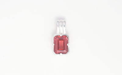 Solitaire Anhänger  mit Malaya Granat 