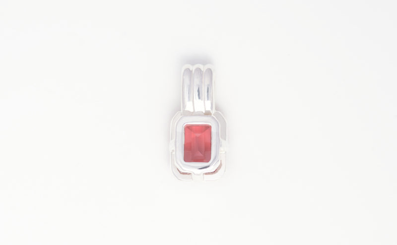 Anhänger | Anhänger aus Silber 925 mit Malaya Granat oktagon Schliff aus Tansania (2,44 ct) von Lulu Amani