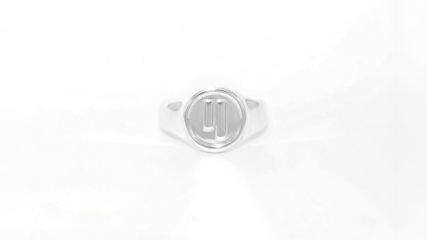 Qubic Signet Ring round made of Silver 925 - Image 1 of Lulu Amani