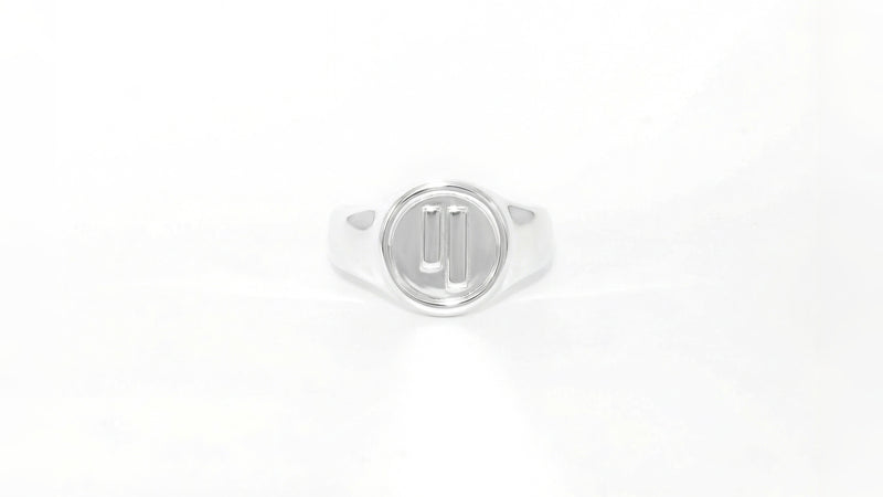 Qubic Signet Ring round aus Silber 925 von Lulu Amani