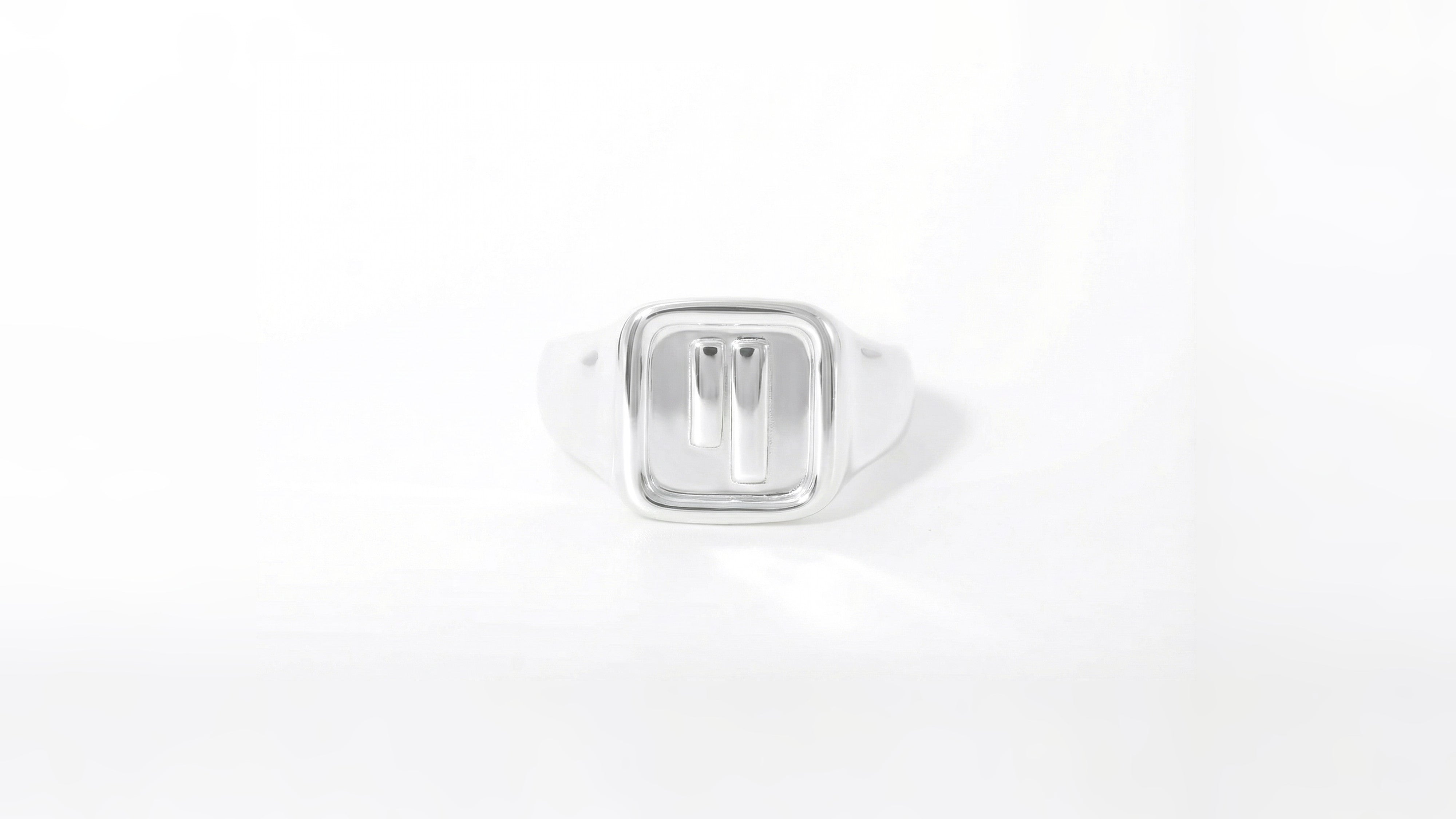Qubic Signet Ring square - Image 1 of Lulu Amani