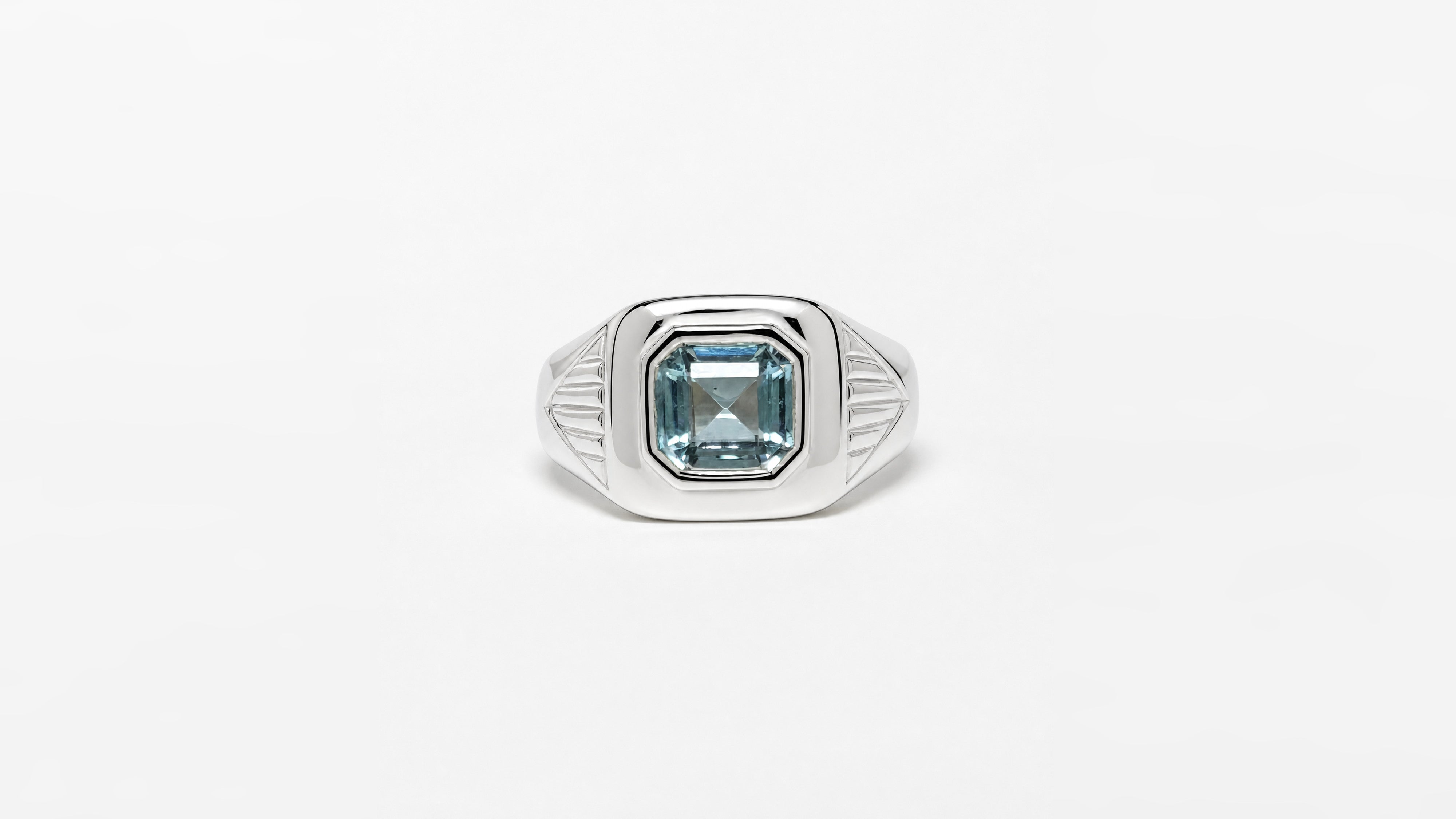 Signet Ring Aquamarine | Ring aus Silber 925 mit Aquamarin oktagon Schliff aus unbekannt (1,8 ct) - Bild 1 von Lulu Amani