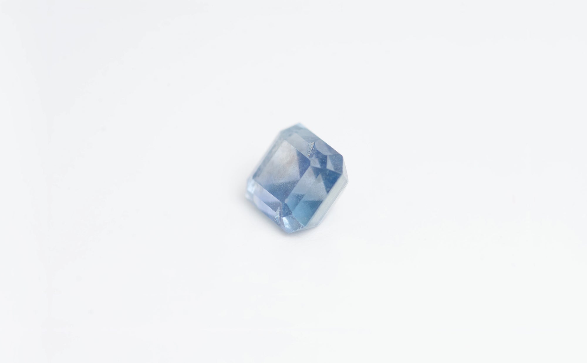 blauer Saphir 1,57 ct