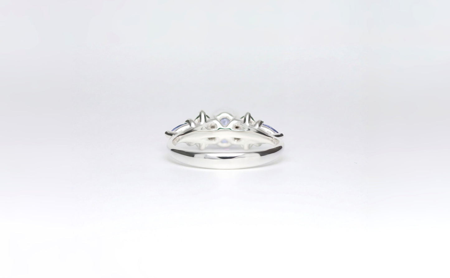 Cluster Ring with Tanzanite and white Zircon