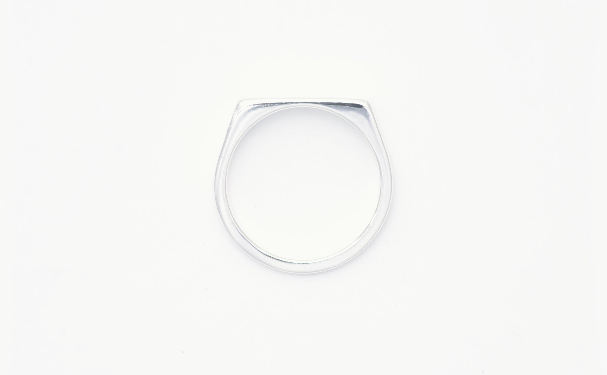 Signet square medium