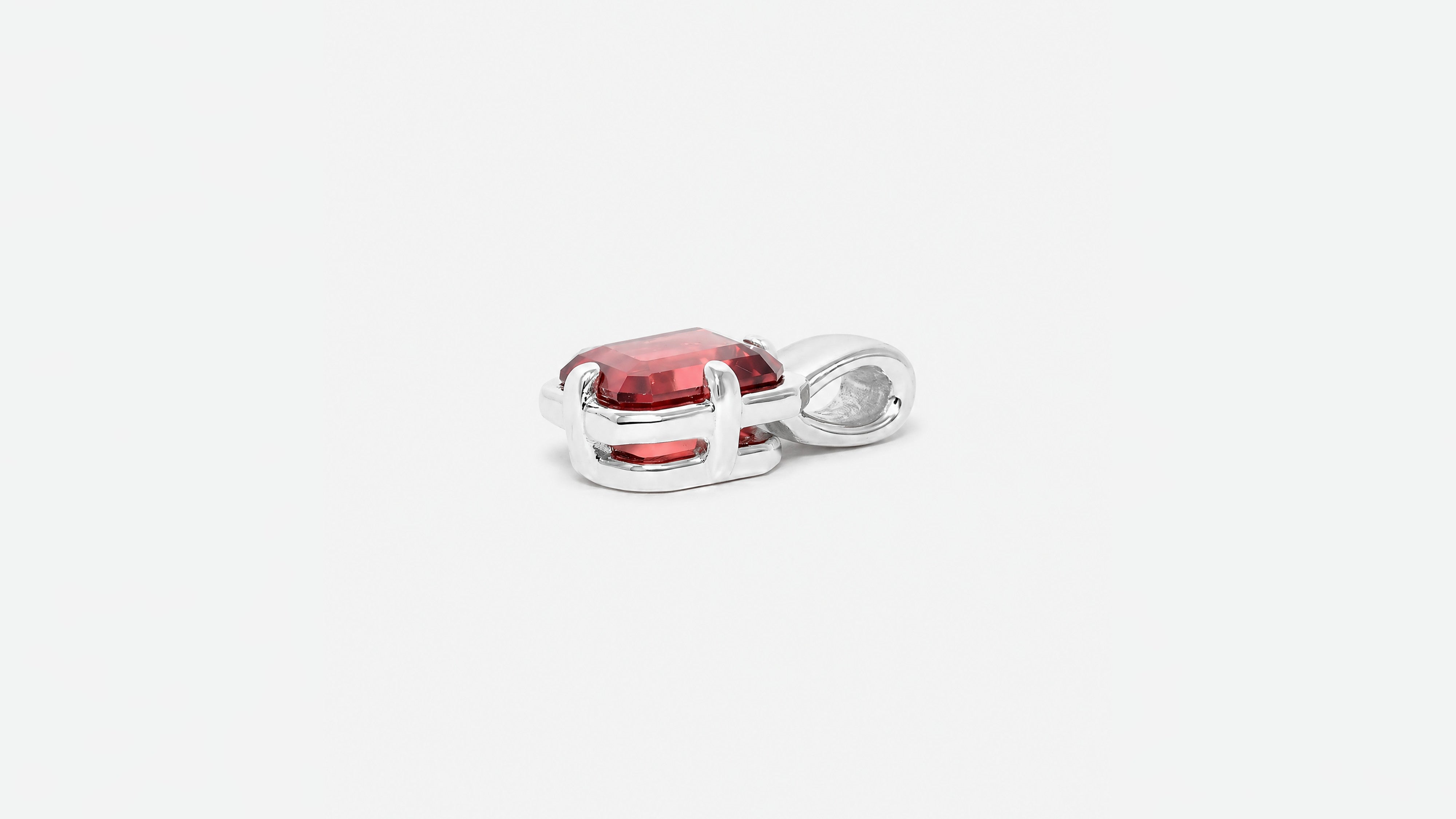 Anhänger | Anhänger aus Silber 925 mit Malaya Granat oktagon Schliff aus Tansania (2,44 ct) - Bild 3 von Lulu Amani